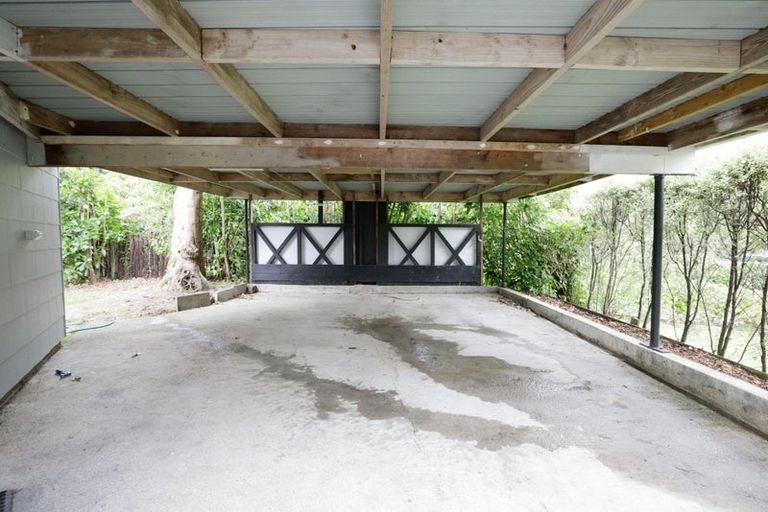 Photo of property in 33 Horopito Road, Waikanae, 5036