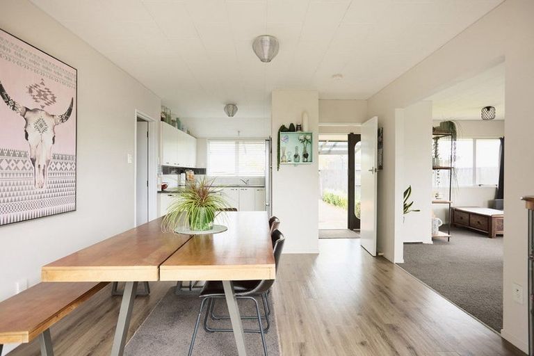 Photo of property in 132 Cambridge Road, Bethlehem, Tauranga, 3110