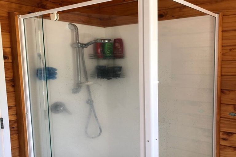 Photo of property in 42a Matipo Road, Mairangi Bay, Auckland, 0630