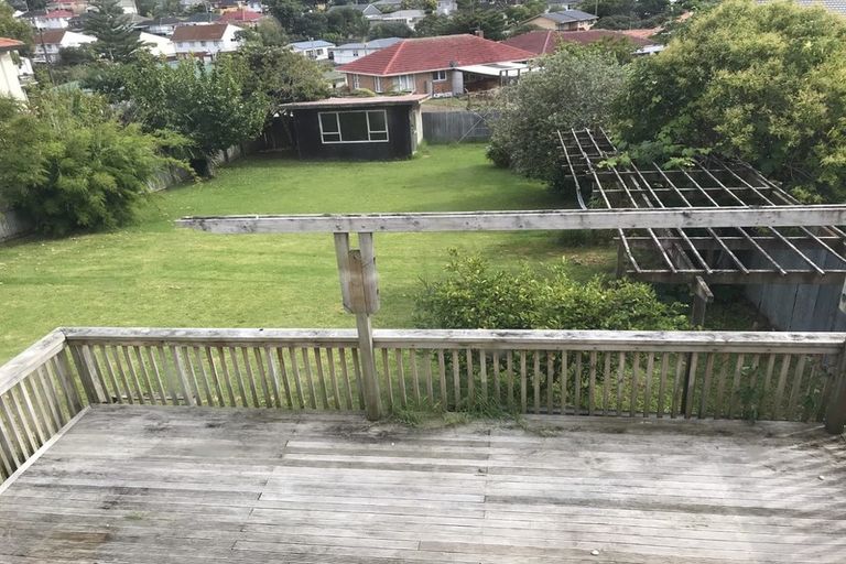 Photo of property in 3179 Great North Road, New Lynn, Auckland, 0600