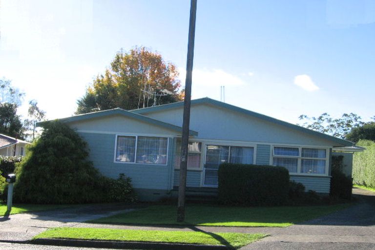 Photo of property in 41 Cobham Crescent, Tokoroa, 3420