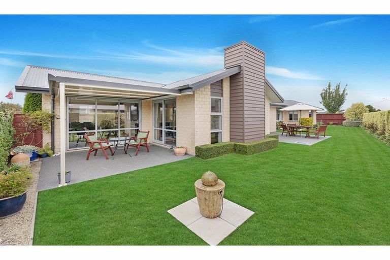 Photo of property in 16 Rapley Street, Kaiapoi, 7630