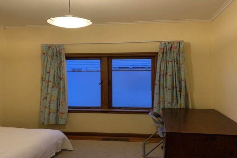 Photo of property in 14 Seaview Avenue, Northcote, Auckland, 0627