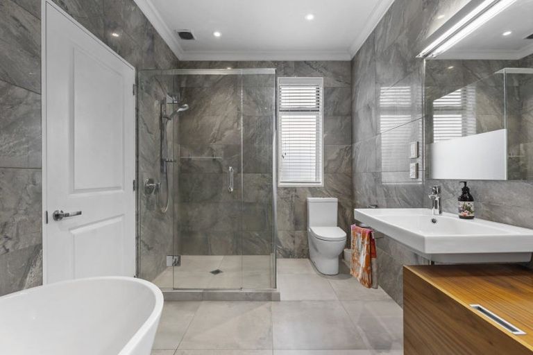 Photo of property in 42 Watford Street, Strowan, Christchurch, 8052