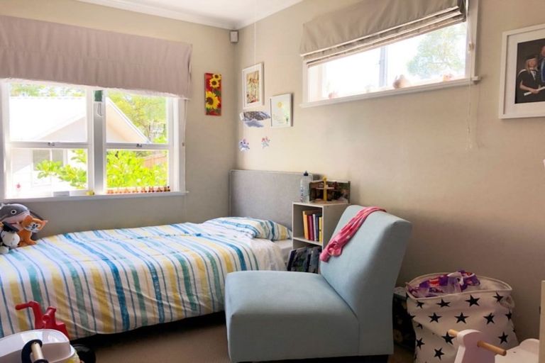 Photo of property in 24 Matama Road, Glen Eden, Auckland, 0602