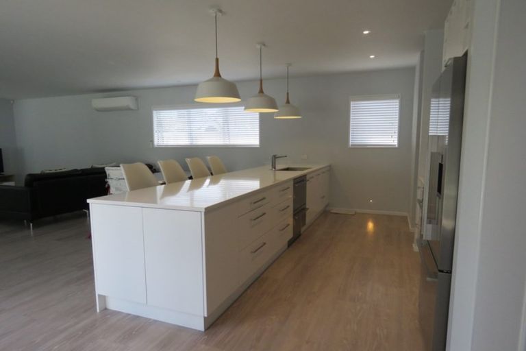 Photo of property in 102 Aorangi Road, Bryndwr, Christchurch, 8053
