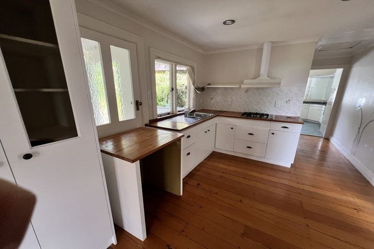 Photo of property in 456a Don Buck Road, Massey, Auckland, 0614