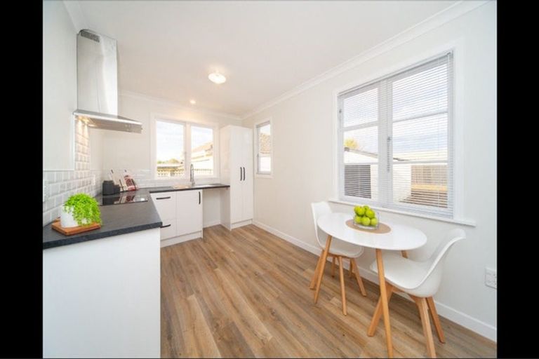 Photo of property in 3 Lancaster Street, Highbury, Palmerston North, 4412