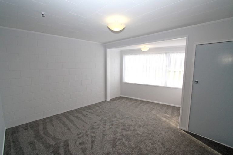 Photo of property in 5a Trafalgar Street, Westown, New Plymouth, 4310