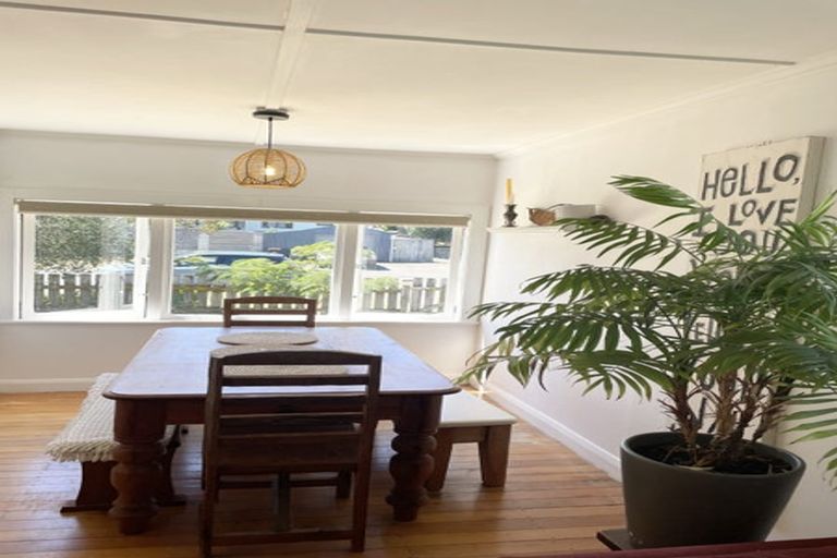 Photo of property in 5 Grove Road, Haumoana, 4102