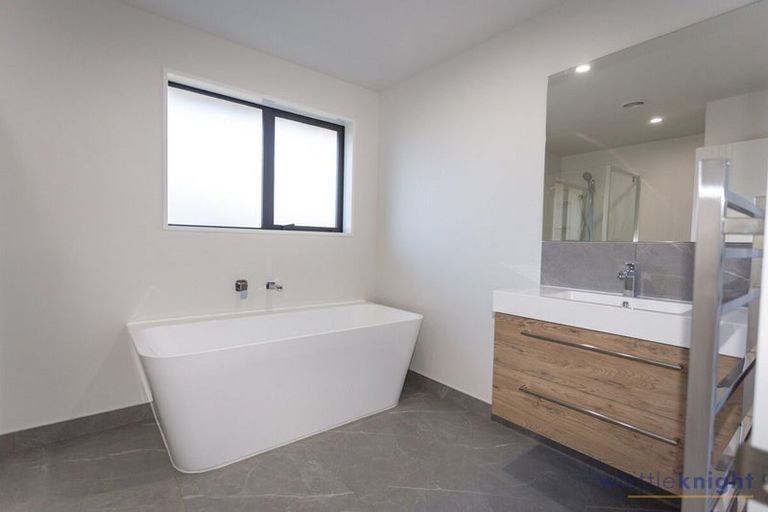 Photo of property in 10 Pitcaithly Street, Halswell, Christchurch, 8025