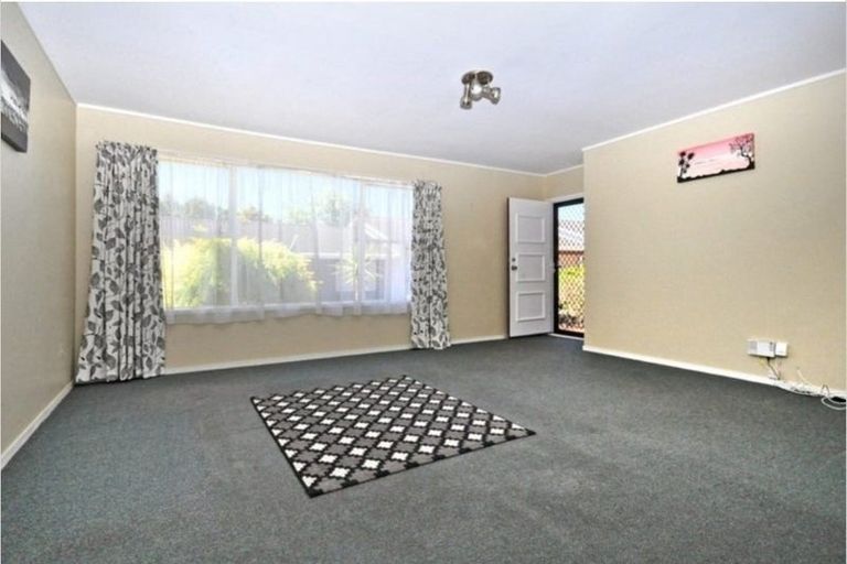 Photo of property in 67 Titirangi Road, New Lynn, Auckland, 0600