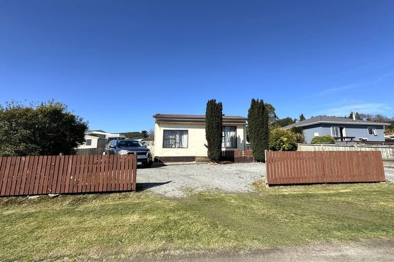 Photo of property in 82 Salcombe Street, Kaitangata, 9210