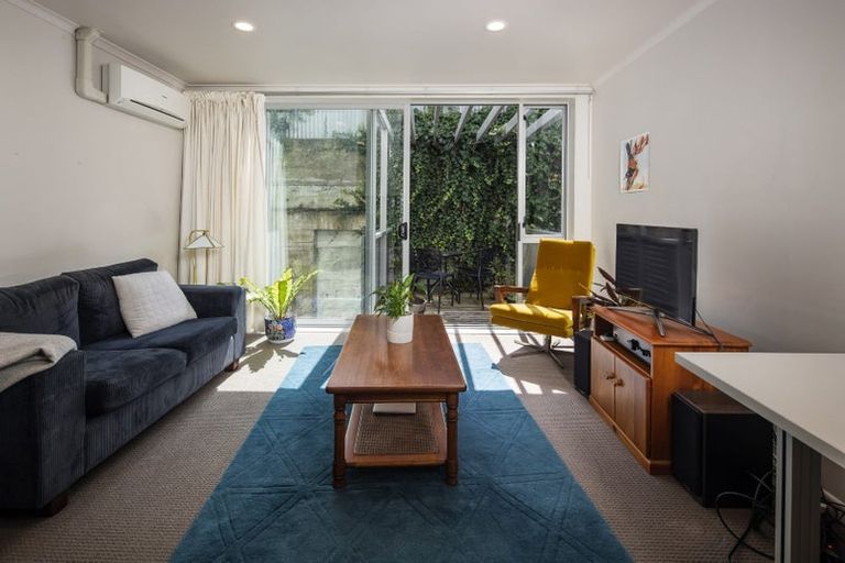 Photo of property in 28/37 Daniell Street, Newtown, Wellington, 6021