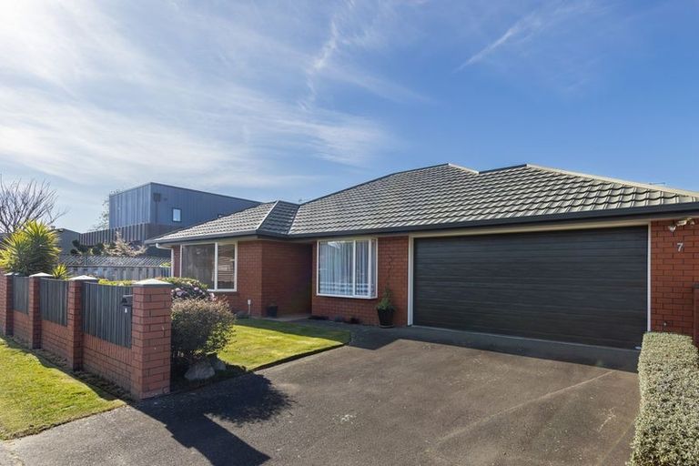 Photo of property in 7 Wharenui Road, Upper Riccarton, Christchurch, 8041