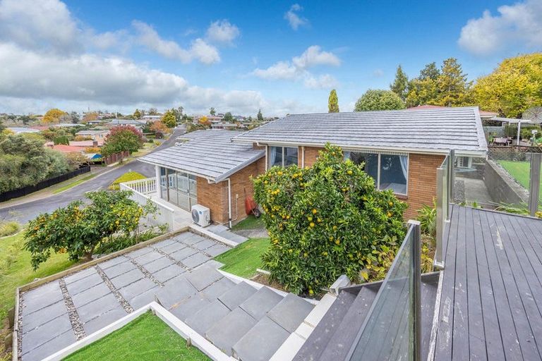 Photo of property in 16 Garthwood Road, Hillcrest, Hamilton, 3216