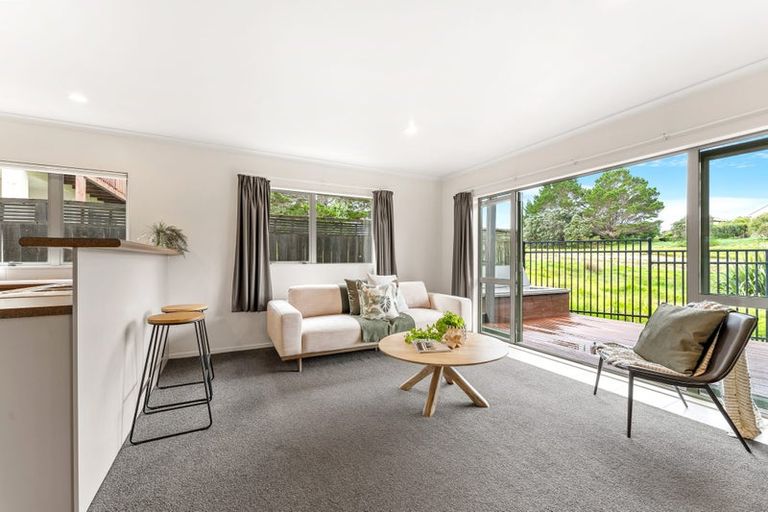 Photo of property in 21 Midshipman Court, Gulf Harbour, Whangaparaoa, 0930