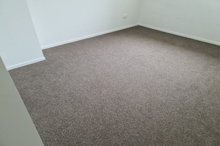 Photo of property in 23 Kotuku Crescent, Takanini, 2112