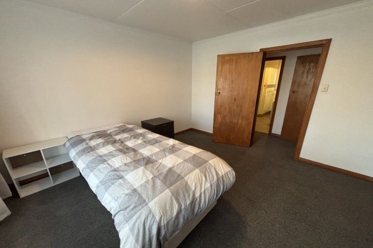 Photo of property in 17 Centennial Drive, Hokowhitu, Palmerston North, 4410