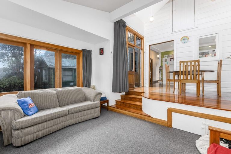 Photo of property in 152 Russell Terrace, Berhampore, Wellington, 6023