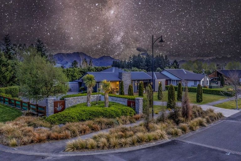 Photo of property in 1 Tennyson Close, Hanmer Springs, 7334