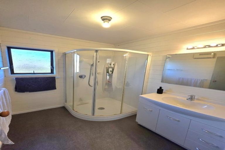 Photo of property in 7a Winstone Place, Highlands Park, New Plymouth, 4312