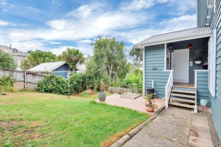 Photo of property in 29 Rimu Street, Helensville, 0800