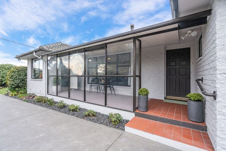 Photo of property in 53 Tuckers Road, Redwood, Christchurch, 8051