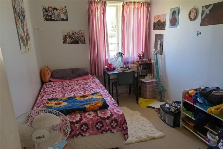 Photo of property in 97 Ocean View Road, Hillcrest, Auckland, 0627