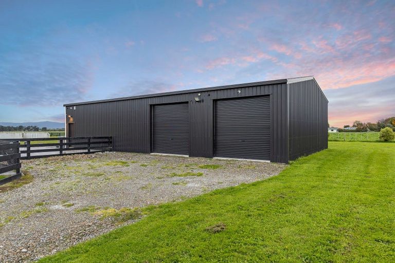 Photo of property in 77 Aranui Road, Kairanga, Palmerston North, 4475
