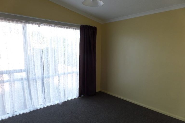 Photo of property in Stanmore Courts, 1/142 Stanmore Road, Linwood, Christchurch, 8011