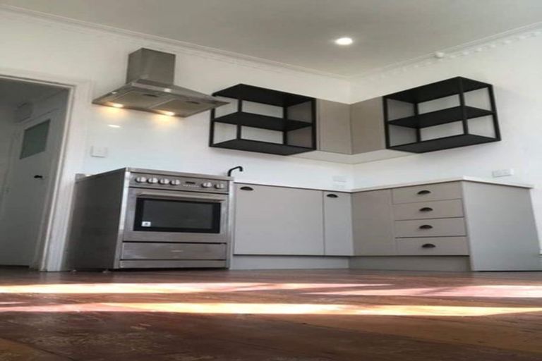 Photo of property in 64 Wallace Street, Mount Cook, Wellington, 6021