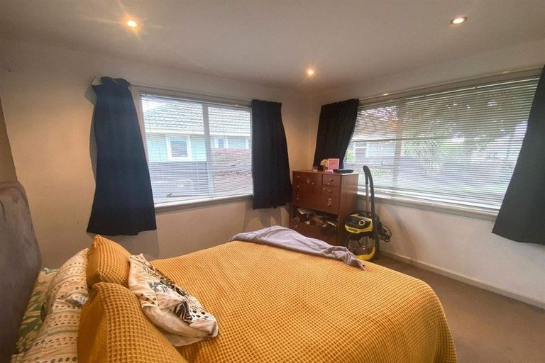 Photo of property in 32 Gregan Crescent, Burnside, Christchurch, 8053