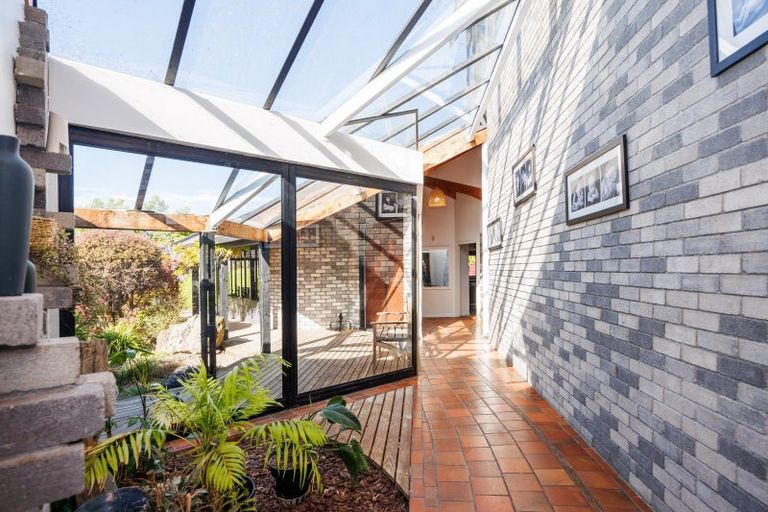 Photo of property in 232 Hendersons Line, Kelvin Grove, Palmerston North, 4470