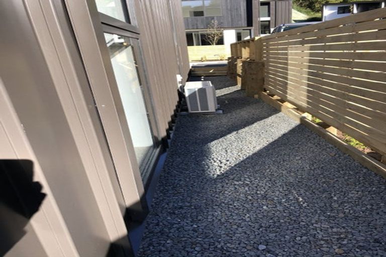 Photo of property in 43 Rua Kai Way, Brooklyn, Wellington, 6021