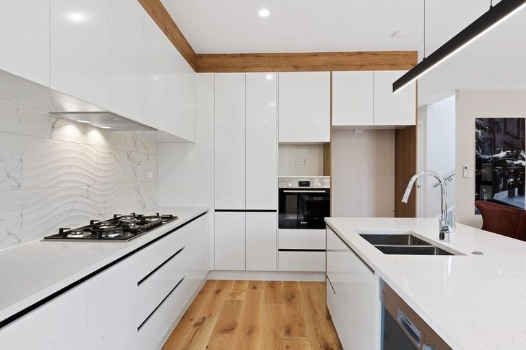 Photo of property in 19 Kea Road, Silverdale, 0932