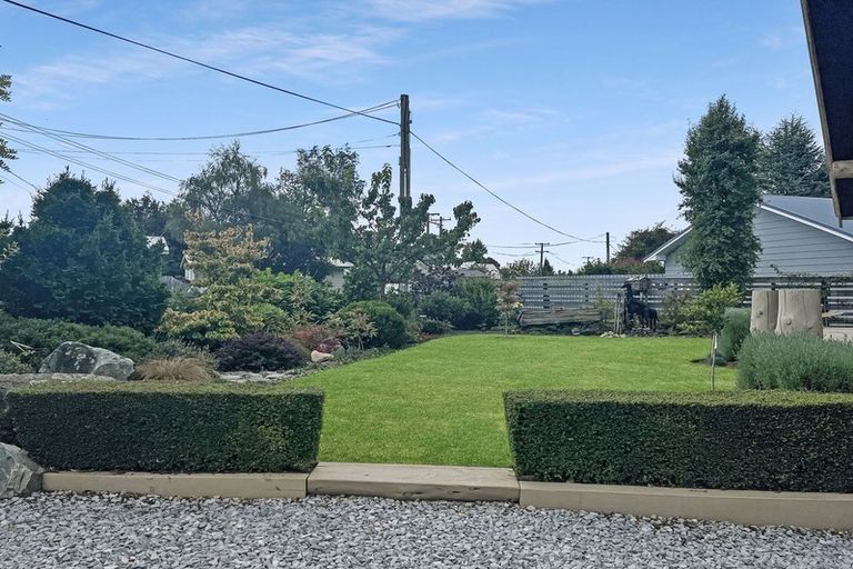 Photo of property in 27 Rata Road, Twizel, 7901