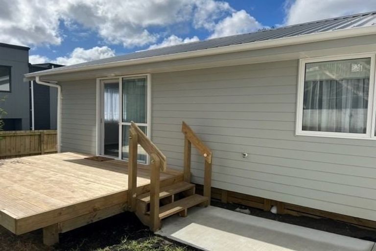 Photo of property in 108a Rosier Road, Glen Eden, Auckland, 0602