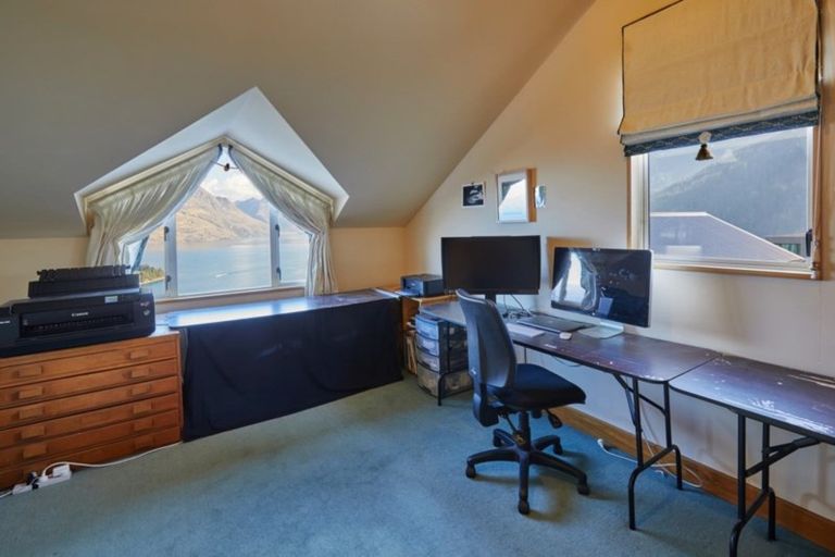 Photo of property in 7b Manchester Place, Queenstown, 9300