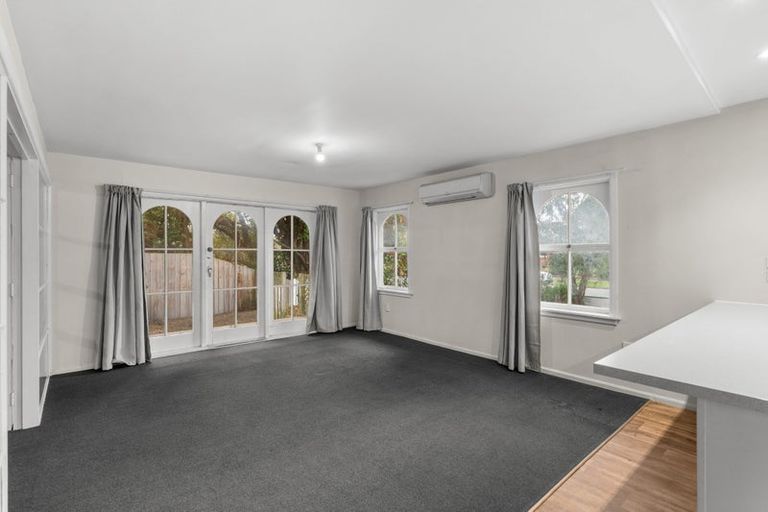 Photo of property in 55 Whitby Street, Burnside, Christchurch, 8053