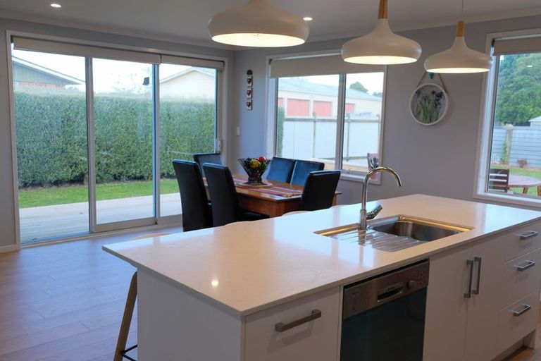 Photo of property in 9 Manuka Place, Hawera, 4610