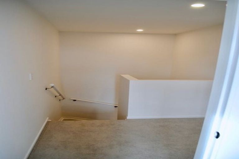 Photo of property in 5 Kaman Seasprite Road, Hobsonville, Auckland, 0616