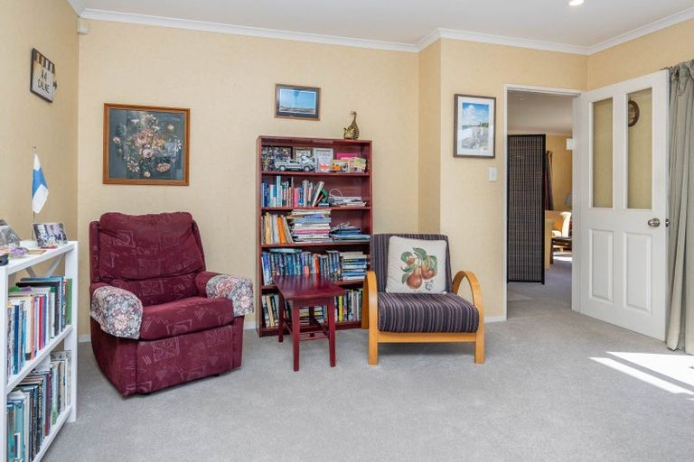 Photo of property in 22 Cranbrook Place, Rototuna North, Hamilton, 3210