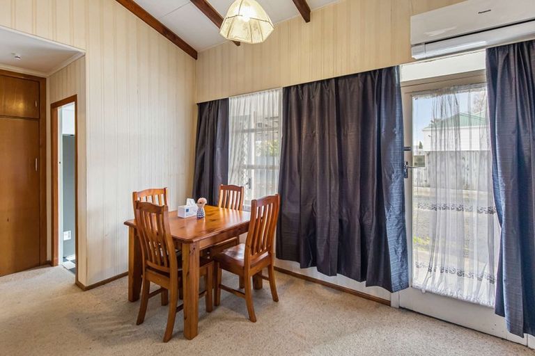 Photo of property in 2/11 Bryce Street, Cambridge, 3434