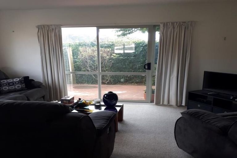 Photo of property in 1b Bould Street, Johnsonville, Wellington, 6037