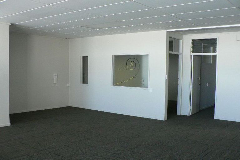 Photo of property in 1b James Road, Manurewa, Auckland, 2102