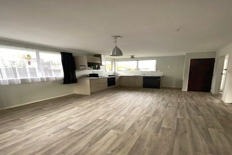 Photo of property in 7 The Bollard, Whitby, Porirua, 5024