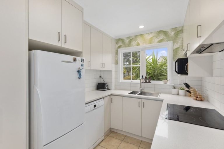 Photo of property in 23 Saint Columbans Grove, Boulcott, Lower Hutt, 5010