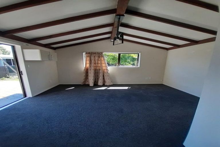 Photo of property in 16 Vardon Crescent, Shirley, Christchurch, 8061