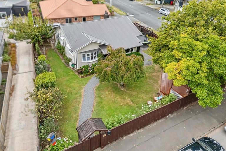 Photo of property in 77 Ward Street, Wallaceville, Upper Hutt, 5018